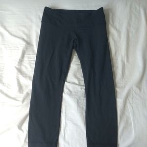 Black Lululemon leggings